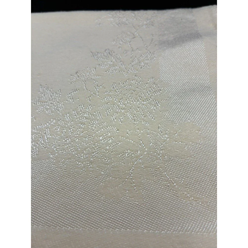 Damask Jacquard Cloth Napkins Set of 8 Floral Cocktail Assorted 13X13”
